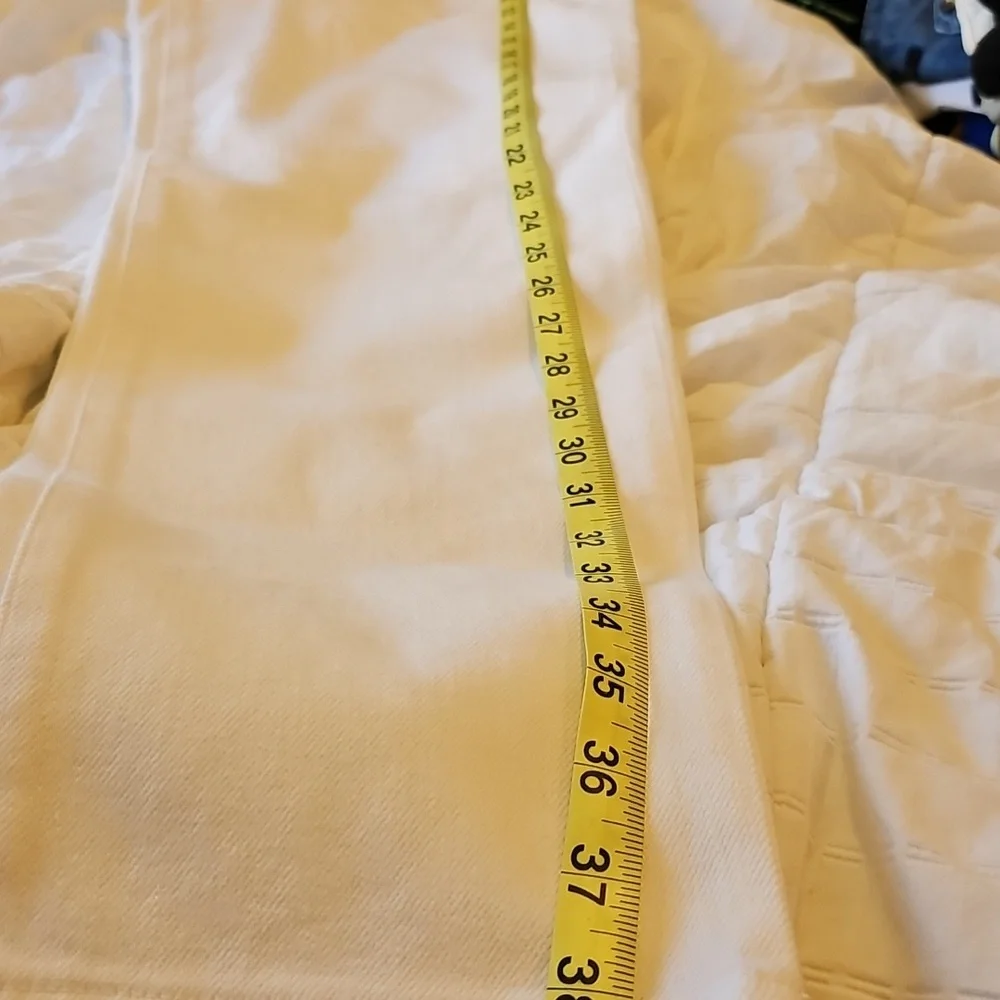Banana Republic White High-Waisted Jeans - Picture 11 of 11